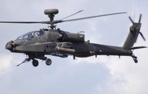 阿拉斯加两架阿帕奇直升机空中相撞 三人死亡
