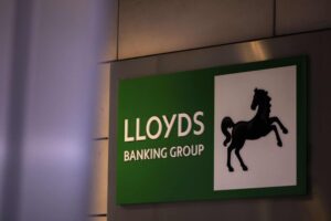 Transaktioner: Lloyds Bank lanserar betaltjänst