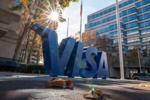 Transakcije: Visa ponuja interoperabilnost plačil s PayPal, Venmo