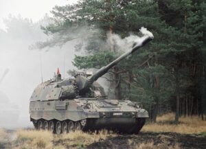 Ukrajna konfliktus: Németország 10 PzH 2000 SPH-t rendel el a Kijevbe küldöttek pótlására