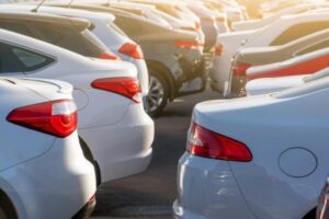 Scăderea prețului mașinilor uzate a fost oprită în aprilie