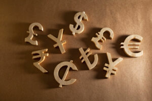 Які валютні пари є найменш мінливими?