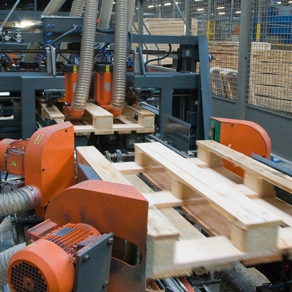 تصنيع البليت الخشبي وإعادة الاستخدام