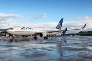 After an absence of four years, United Airlines relaunches New York, Newark - Malaga route