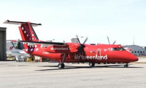 Η Avmax παραδίδει το πέμπτο Dash8-Q202 στην Air Greenland