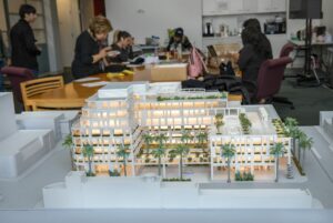 Pemilih Beverly Hills memutuskan nasib proyek hotel ultra-mewah LVMH