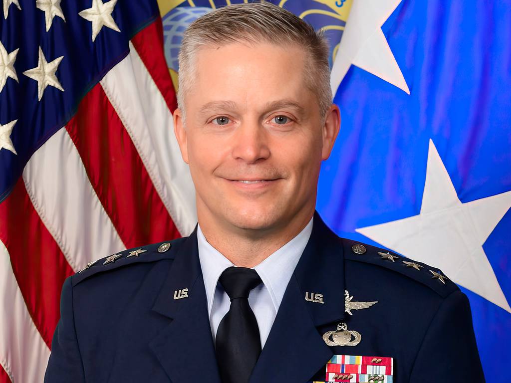 بائیڈن نے NSA، سائبر کمانڈ کی قیادت کے لیے ایئر فورس کے جنرل کو نامزد کیا۔