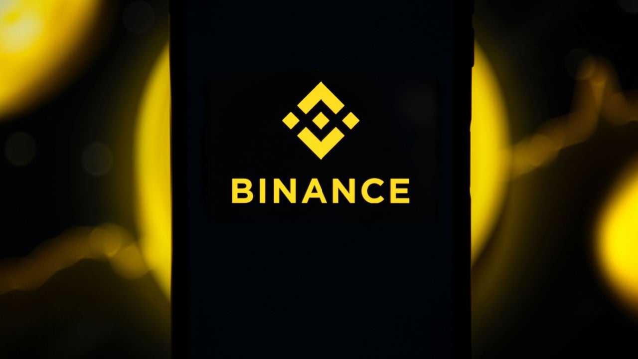 Binance annuncia l'implementazione del ritiro della rete Lightning tra i problemi di congestione della rete Bitcoin