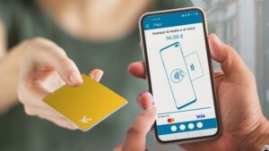CaixaBank uruchamia aplikację, która zamienia telefony w urządzenia POS
