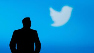 伊隆马斯克聘请新的 Twitter 首席执行官，六周后卸任
