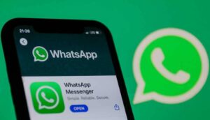 Elon Musk says “WhatsApp cannot be trusted” after the app allegedly accessed microphone while not in use