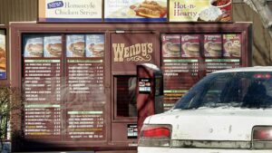 Fast food zinciri Wendy's, insan personel yerine bir AI chatbot'u denemeyi planlıyor