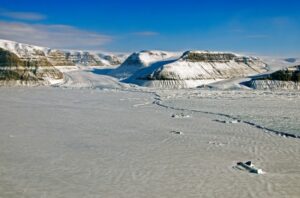 더 빠른 빙하 녹는 메커니즘으로 해수면이 크게 상승할 수 있습니다.