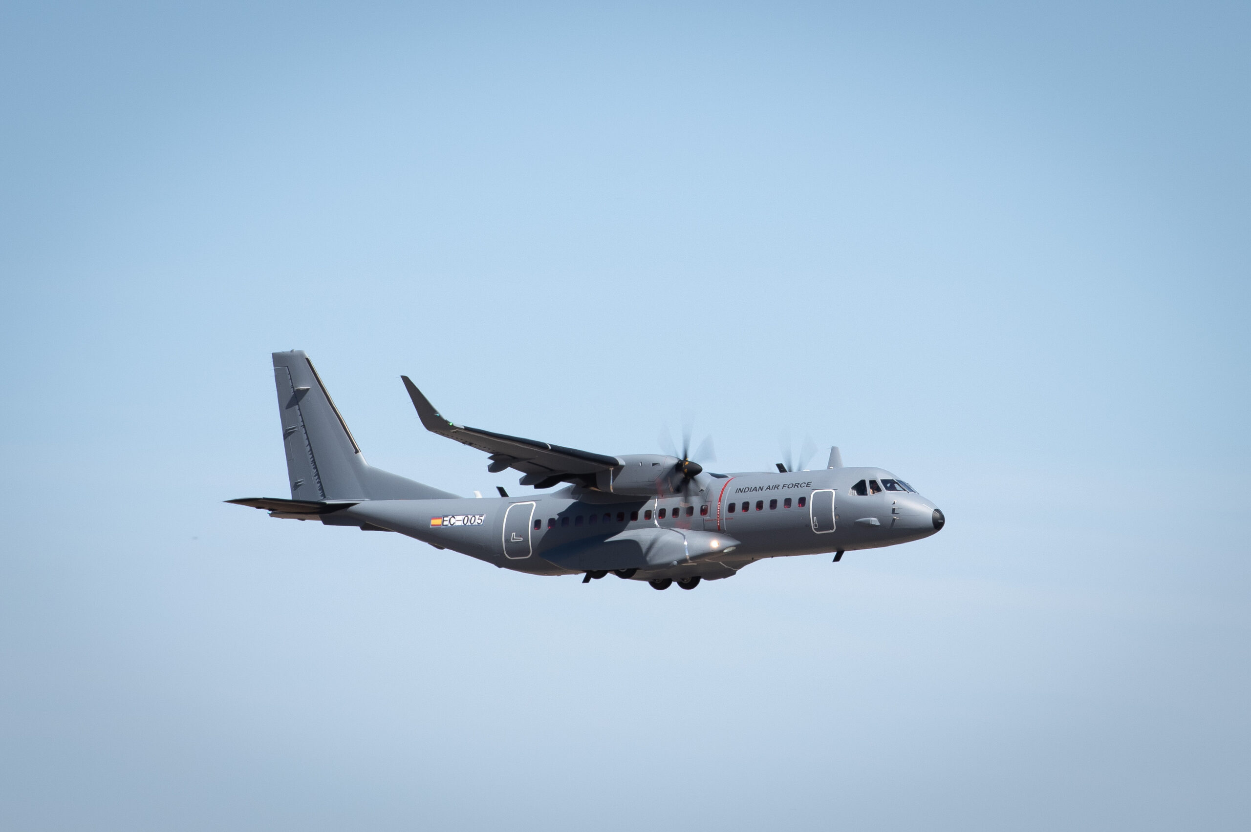 Första C295 för Indien fullbordar sin första flygning