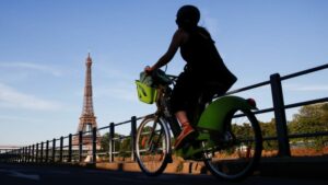Frankrike vil bruke 2 milliarder euro for å øke sykkelbruken
