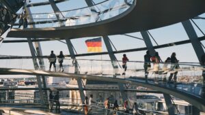 เยอรมนีออกกฎหมายให้ใช้กัญชาเพื่อการพักผ่อนหย่อนใจ - The Cannabis Business Directory