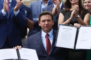 H-1B-visuminnehavere saksøker Florida over anti-kinesisk landlov