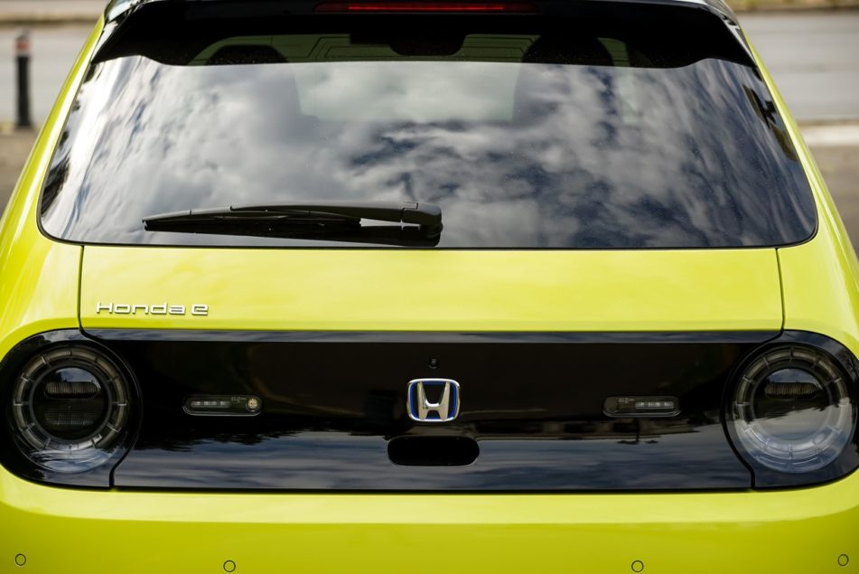 Honda pri električnih vozilih sledi Applovemu modelu in sodeluje neposredno z dobavitelji