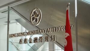 قال رئيس سلطة النقد في هونغ كونغ إن لديها لوائح صارمة بشأن التشفير