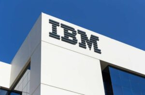 IBM-ov moto je "Razmišljaj" – njegov izvršni direktor meni, da lahko to stori tako dobro kot nekateri delavci.