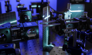 LightSolver sanoo, että laserit ovat klassisen huippuluokan kvanttioptimointia varten