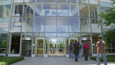 PayPal 考虑出售 Xoom - 报告