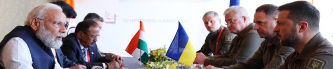 モディ首相、ウクライナのゼレンスキー大統領に「紛争解決」を約束