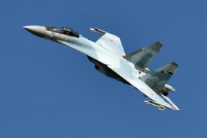 Polen og Romania rapporterer «livstruende handling» fra russisk jagerfly over Svartehavet