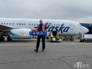Что-то подозрительное прибывает в Сиэтл рейсом Alaska Airlines : AirlineReporter