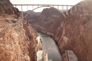 Sydvästra stater slår ett landmärke med Biden för att bevara vattnet i Coloradofloden