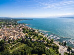 Switzerland Property: Exploring Terre Sainte And Nyon On The Coast Of Lake Geneva