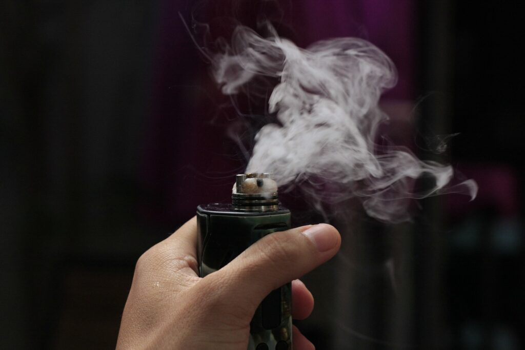 I 5 migliori aromi di vaporizzatori usa e getta da non perdere nel 2023