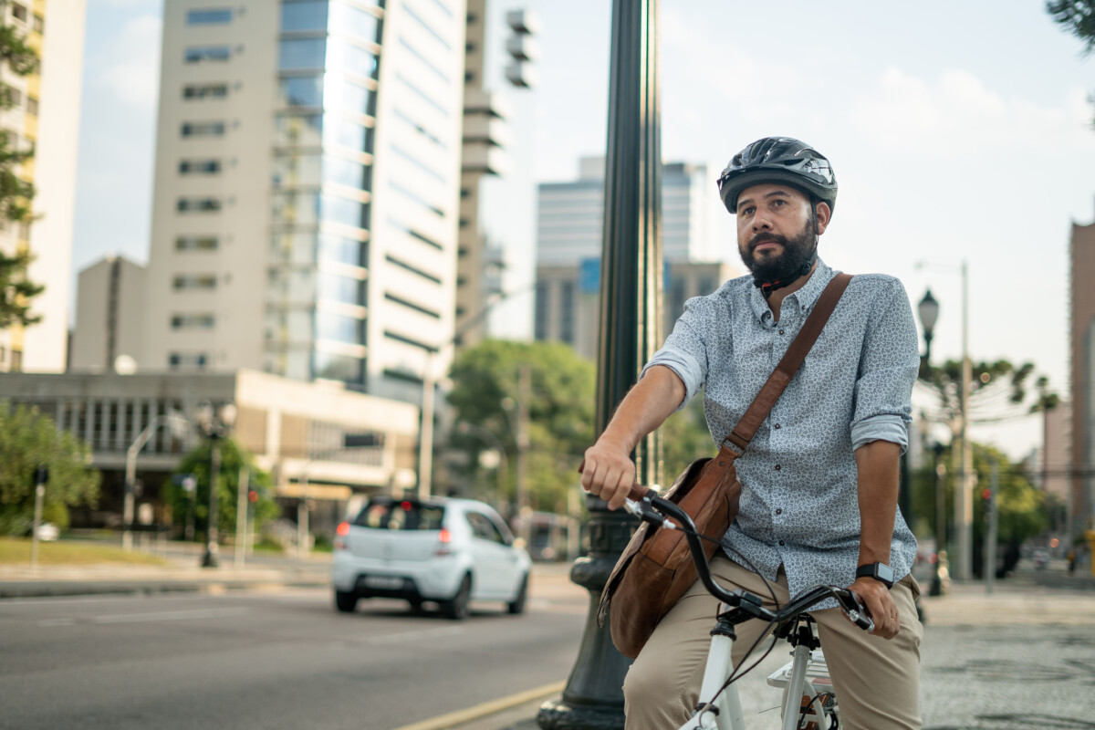 At komme tilbage fra arbejde på cykel - bæredygtig livsstil