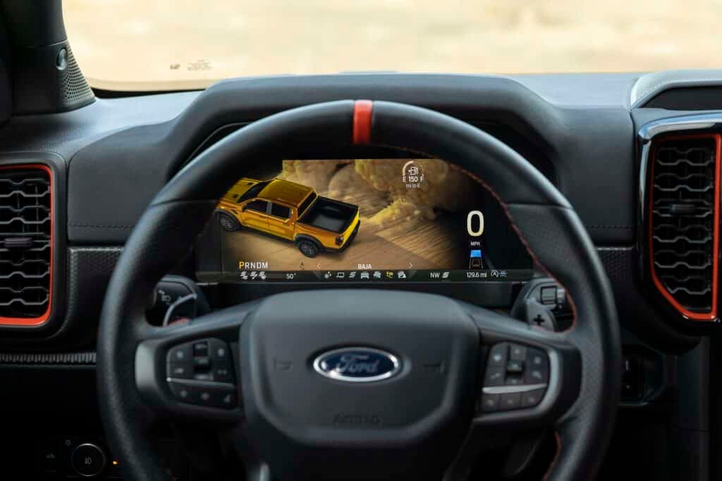 2024 Ford Ranger Raptor - zestaw wskaźników i koło