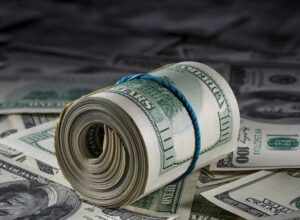 Dolar AS mendapat manfaat dari penghindaran risiko karena fokus beralih ke pembicaraan plafon utang