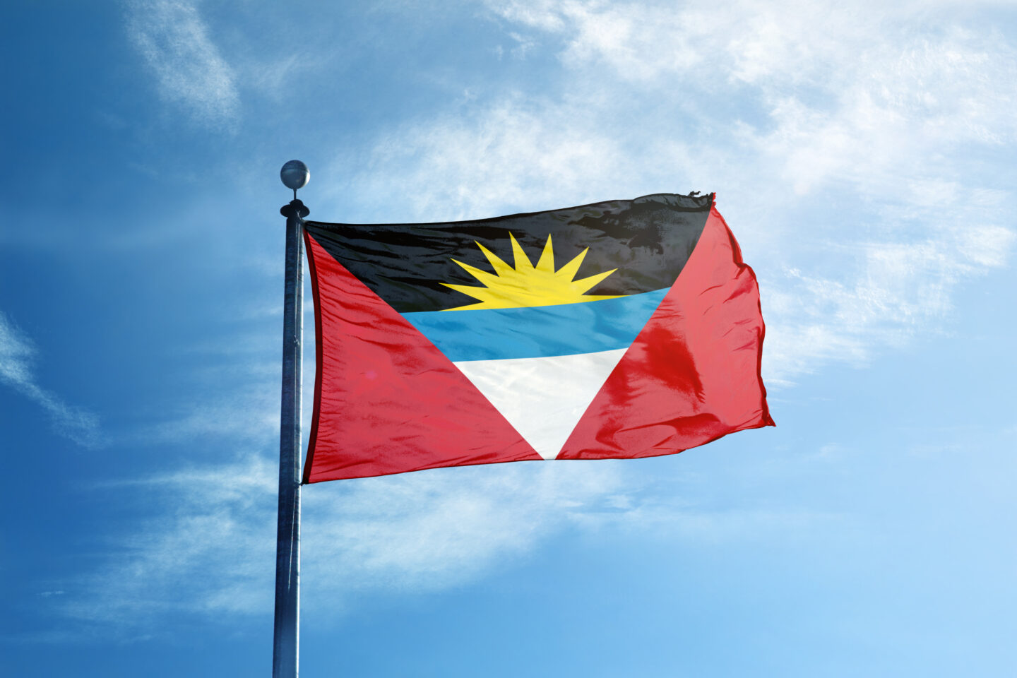 Antigua và Barbuda Cấp cho Rastafari Quyền bí tích để trồng cần sa