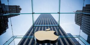 Apple May Advance Into The Metaverse. But AI Could Be Its Game Changer. - CryptoInfoNet