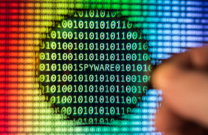 Cyberangribere i 'Asylum Ambuscade' blander finansielle røverier og cyberspionage