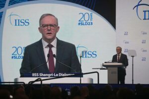 Australias statsminister støtter dialogen mellom USA og Kina, snakker AUKUS innsats