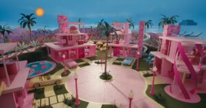 A Barbie filmkészlet annyi rózsaszín festéket használt, hogy hiányt okozott