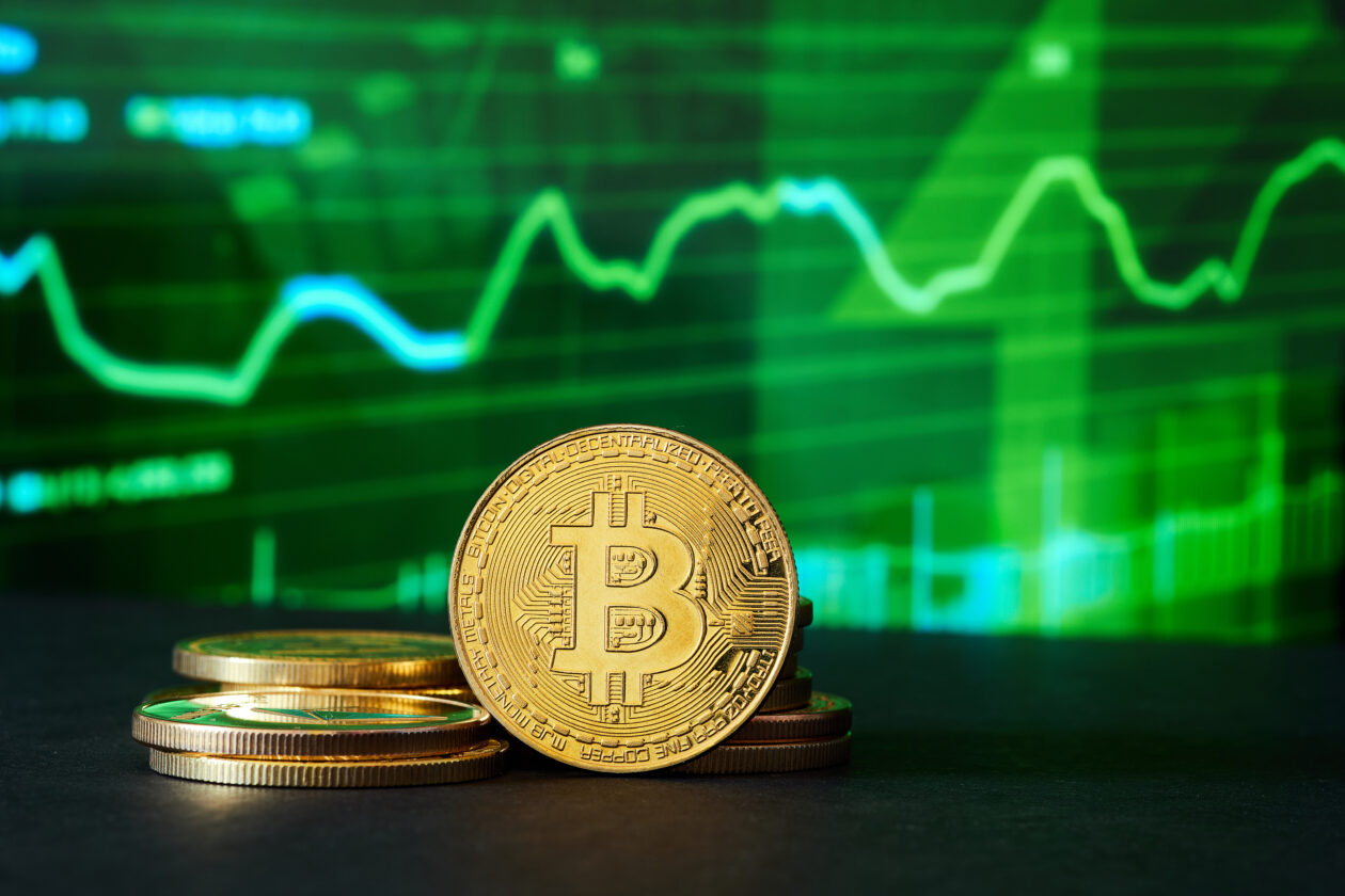Bitcoin rises, remains above US$28,000; Ether, top 10 cryptos strengthen