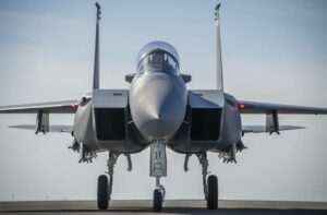Boeing F-15EX-leveranser glir minst seks måneder etter kvalitetsfeil