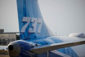 A Boeing 8 billió dolláros repülőgéppiacot lát, amint az éghajlat átalakítja az utazást