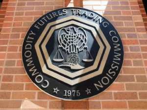 CFTC-voorzitter staat standvastig voor het congres: 'onhoudbare' cryptoregulering door handhaving moet veranderen