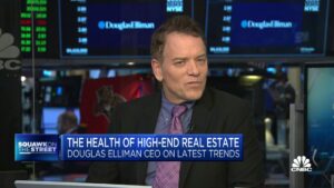Il CEO di Douglas Elliman sulla salute del settore immobiliare di fascia alta