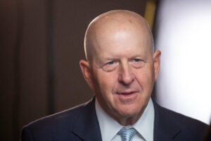 David Solomon, CEO da Goldman Sachs, alerta sobre dificuldades futuras para o setor imobiliário comercial