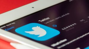 OpenAI 首席技术官的 Twitter 帐户被黑促进加密骗局