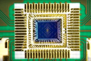 Intel Quantum: 'Tunnel Falls' Silicon Spin Chip Available to Researchers - High-Performance Computing News Analysis | insideHPC