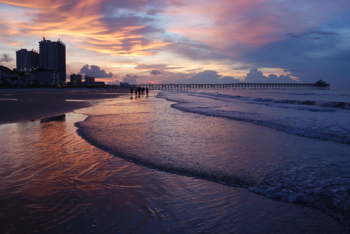 Is Myrtle Beach a Good Place to Live? 10 Pros and Cons to Help You Decide if it’s the City for You