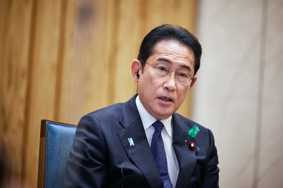 קישידה היפנית חושפת הצעת מדיניות לפני סקרים פוטנציאליים